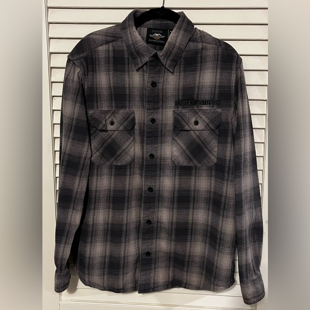 Harley-Davidson Men's Gray and Black Flannel Shirt.